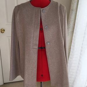 Benetton Tan Single Button Cape 4